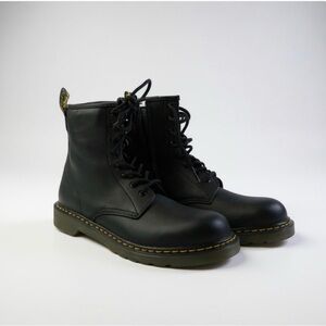 Dr. Martens 1460 Y Smooth Leather Boots, Size: 6 (Women) / 7 (Men) [5000]